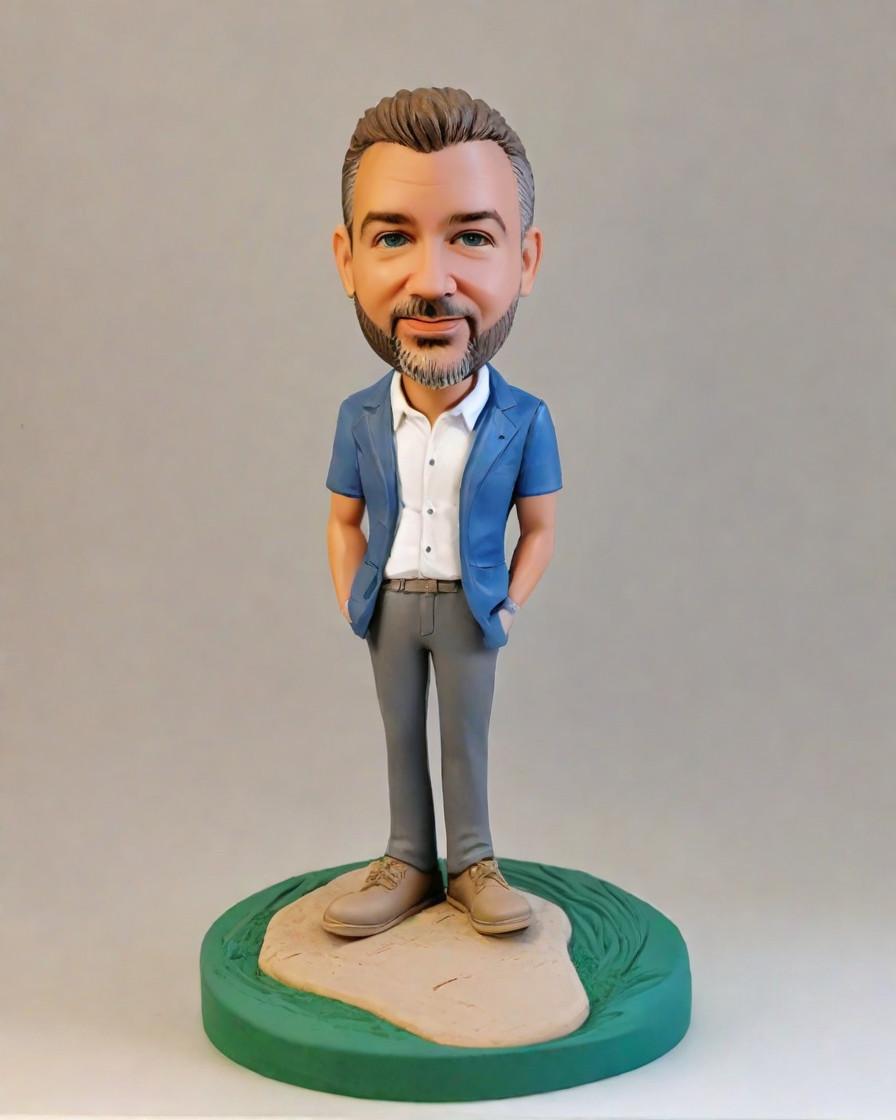 Spotlight on Creativity: The Personalized Bobblehead Trend Taking Father's Day by Storm,Dad's Day Surprise: How My Personalized Bobblehead Made Him the Star of the Family Gathering