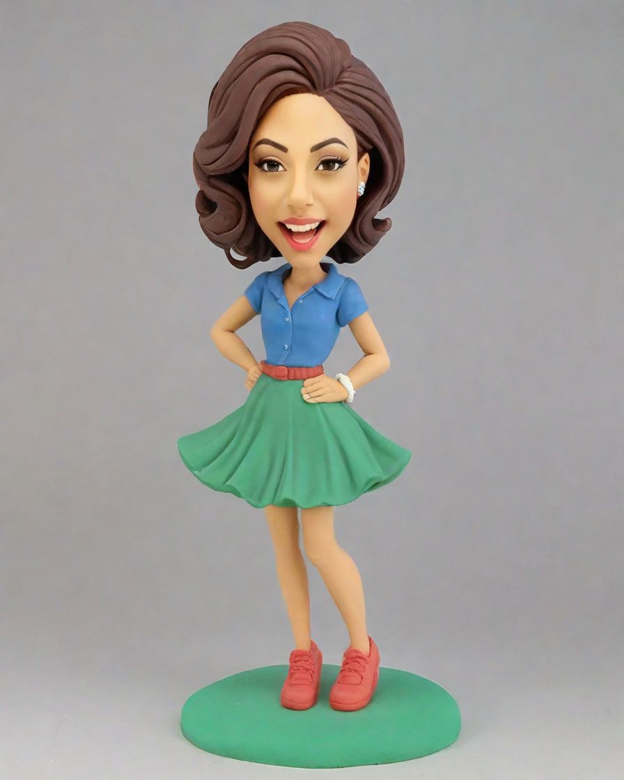 Fashion Meets Fun: Discovering the Artistic Bobbleheads Trend with a Twist